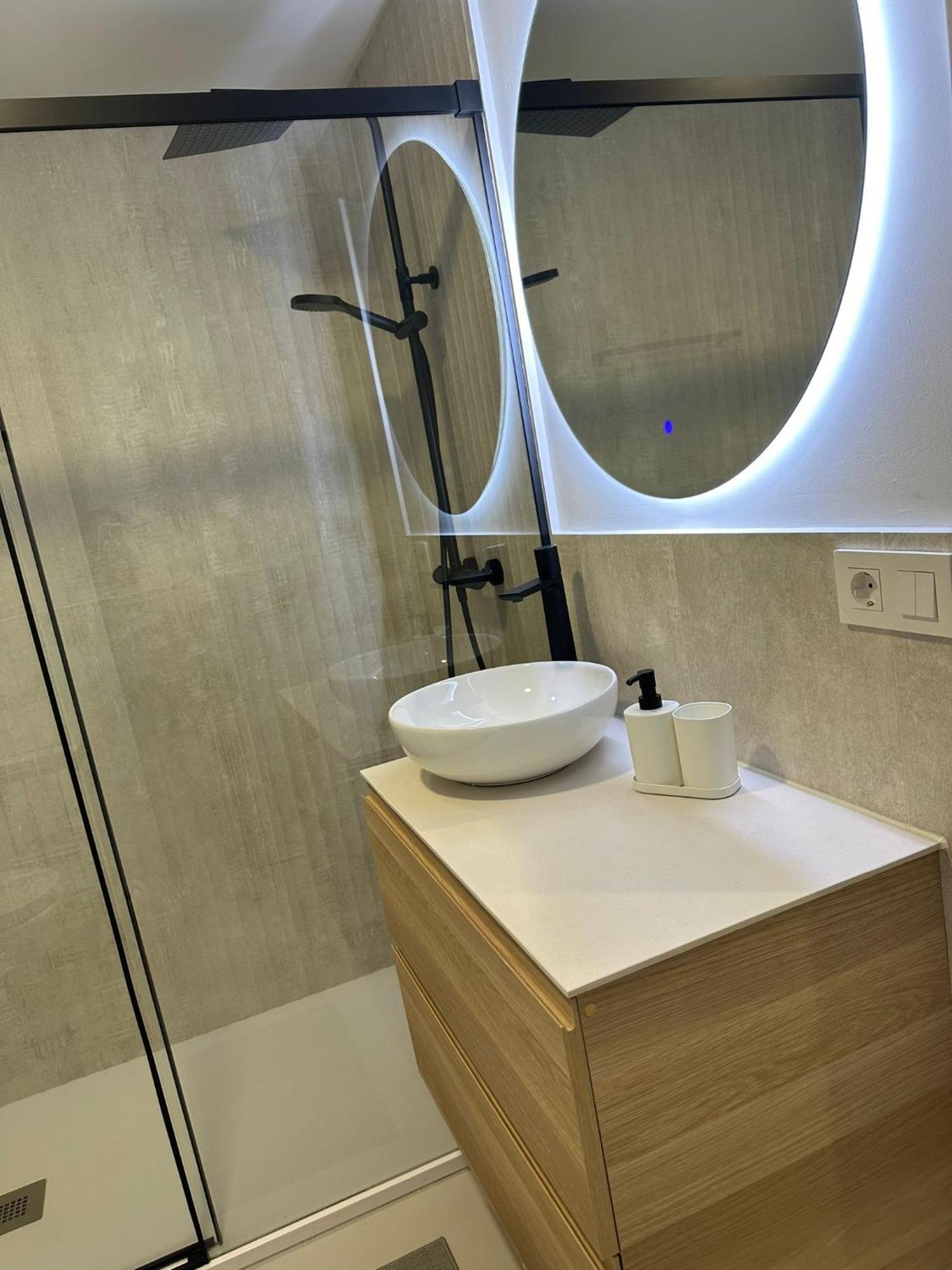 Vivienda Ramon Y Cajal 16 Apartment บิลาการ์เซีย เด อาโรว์ซา ภายนอก รูปภาพ